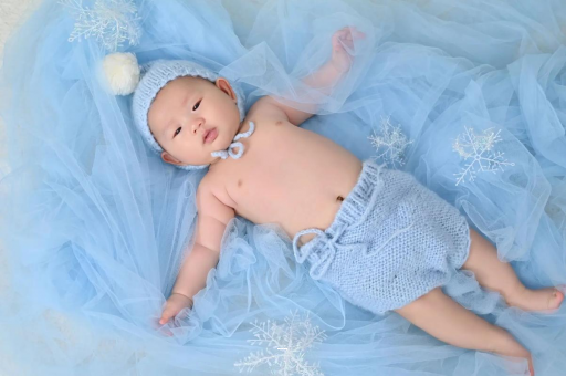 涟源宝宝多大能喝纯牛奶